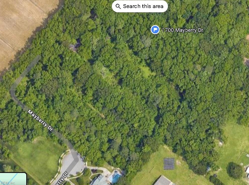 1700 Mayberry Dr Property Photo 3