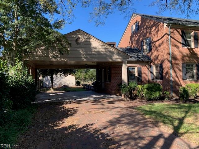 32 N Court St Property Photo 6