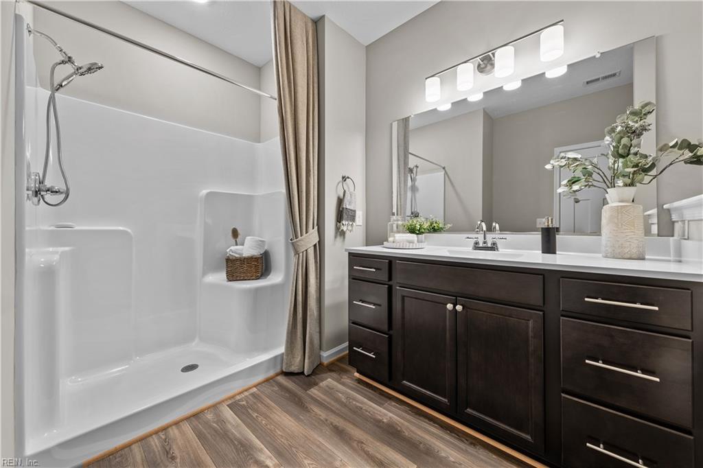 Mm Crystal Model Watermark Property Photo 20