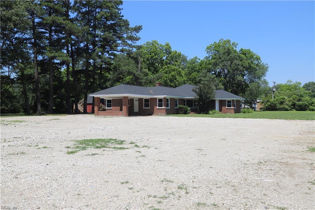 132 S County Dr Property Photo 2