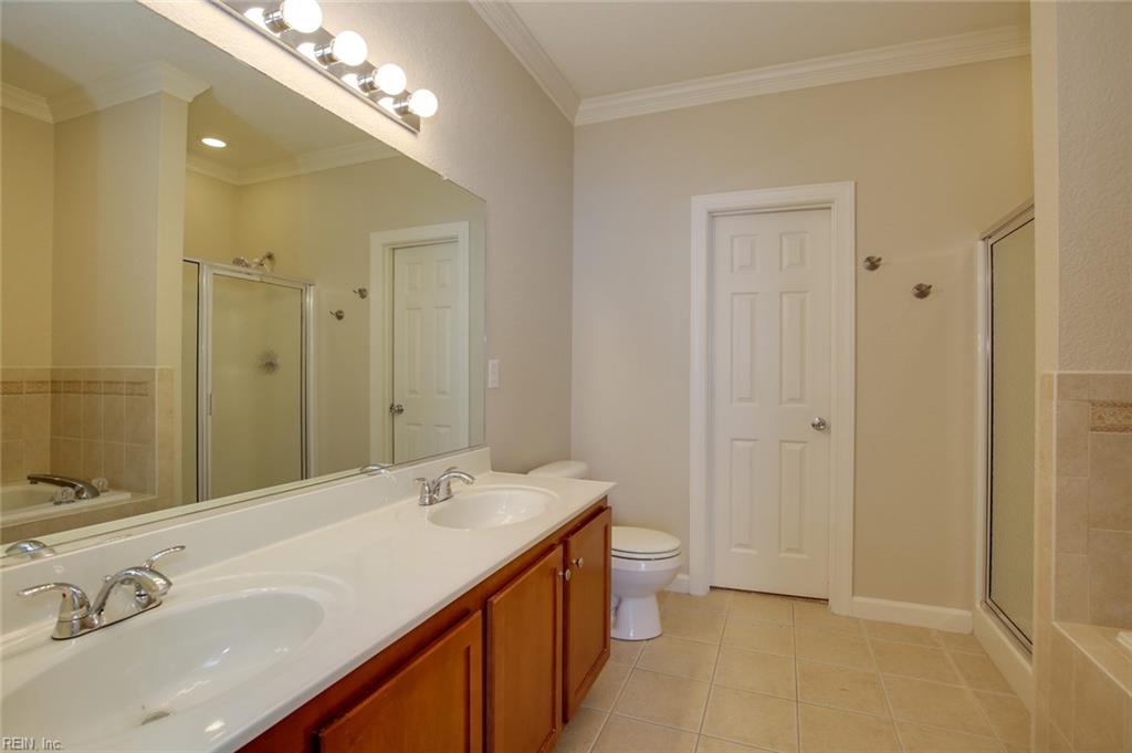 1328 Abelia Way Property Photo 10