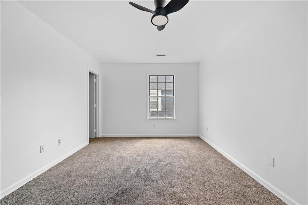 364 Thorncliff Dr Property Photo 15