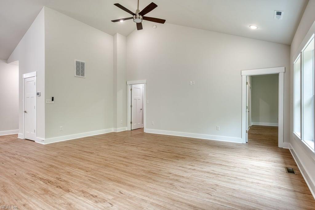 1228 Hitchens Ln Property Photo 31