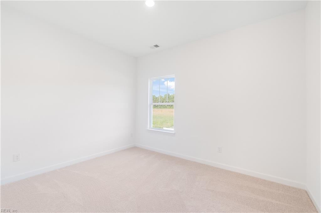 110 Yadkin Dr Property Photo 19