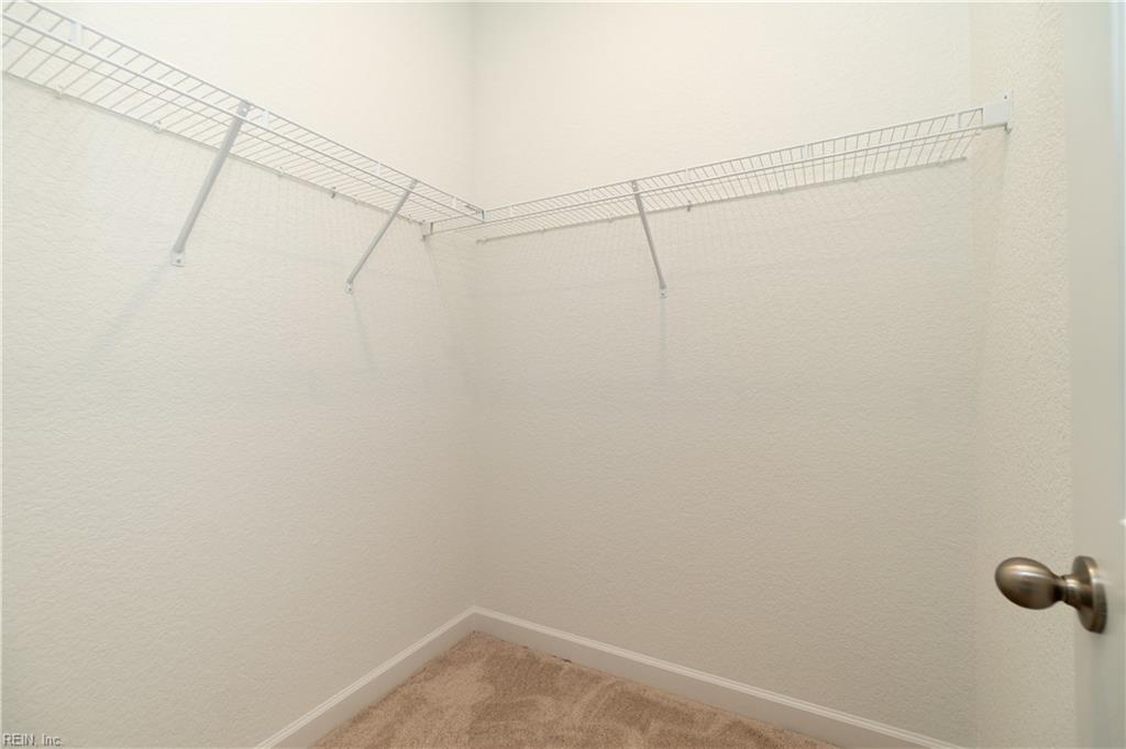 110 Yadkin Dr Property Photo 24