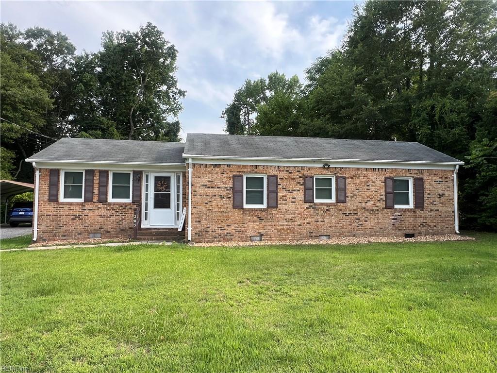 205 Country Club Rd Property Photo 1