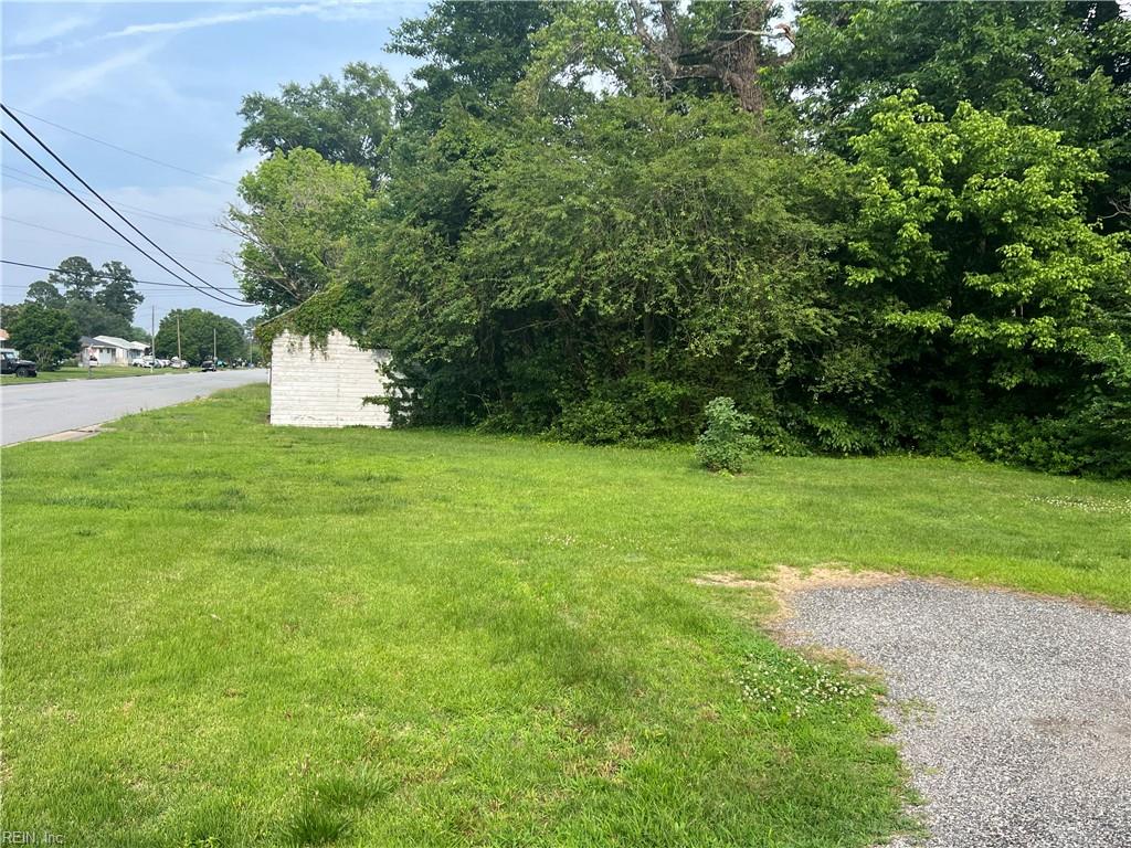 205 Country Club Rd Property Photo 13