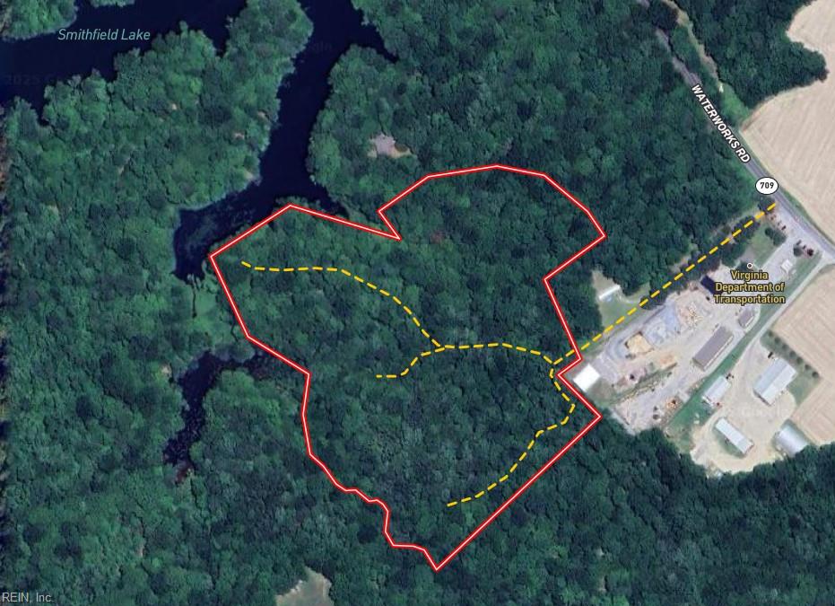 19 Ac Hilltop Ln Property Photo 2