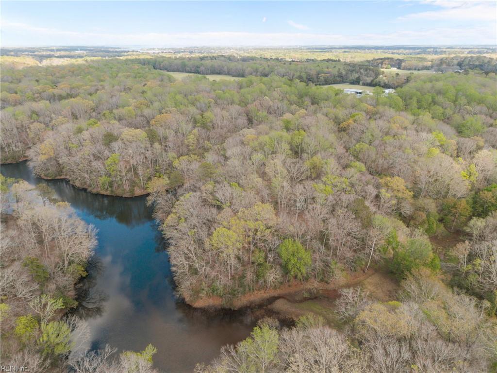 19 Ac Hilltop Ln Property Photo 5