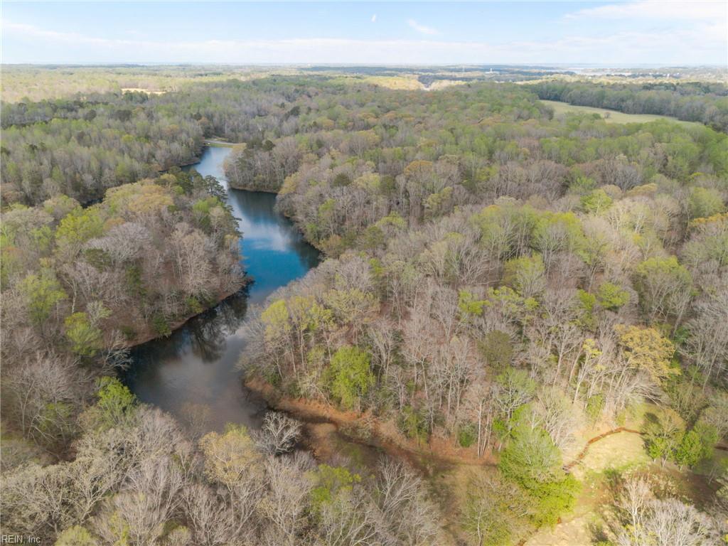 19 Ac Hilltop Ln Property Photo 6