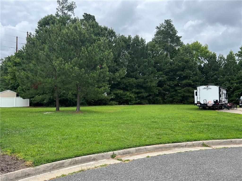 904 Brice Ct Property Photo 1