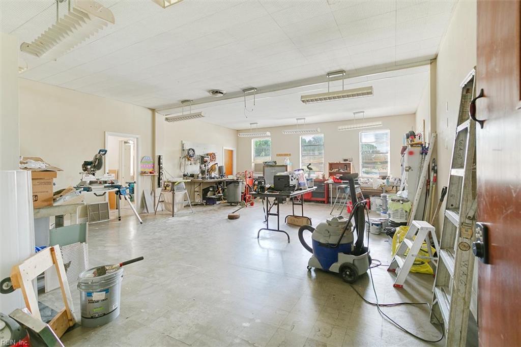1228 Todds Ln Property Photo 24
