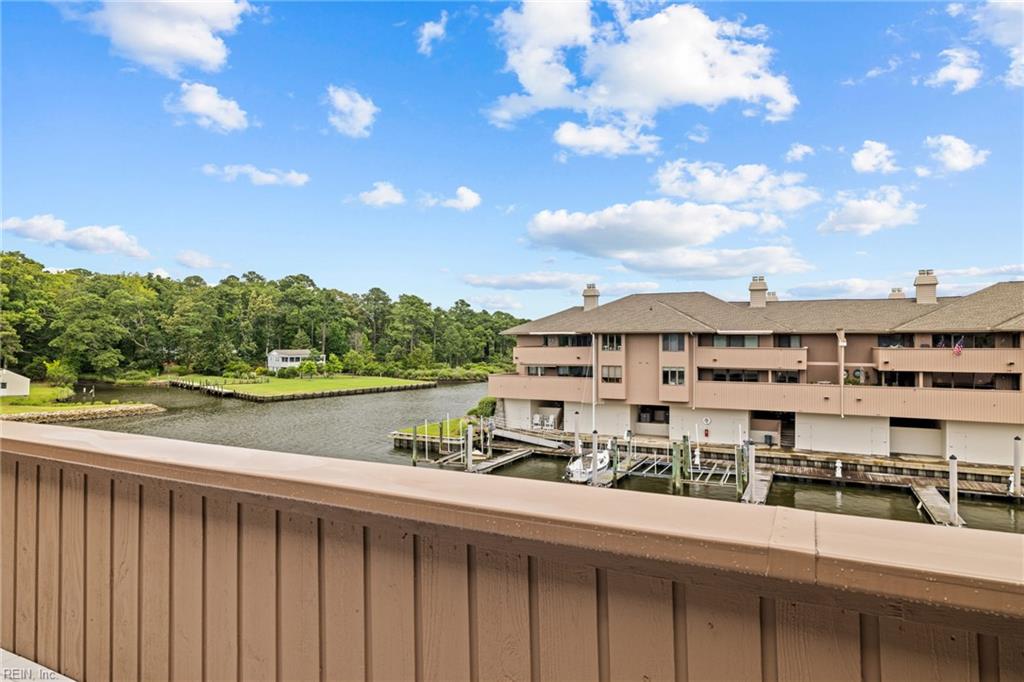 700 Oriole Dr Property Photo 22