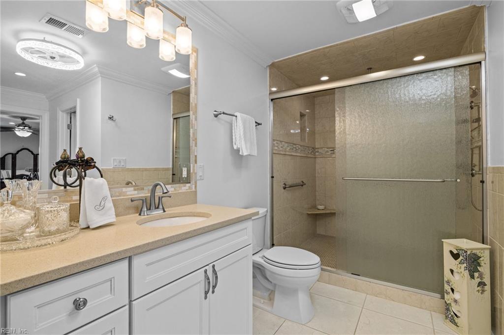700 Oriole Dr Property Photo 31