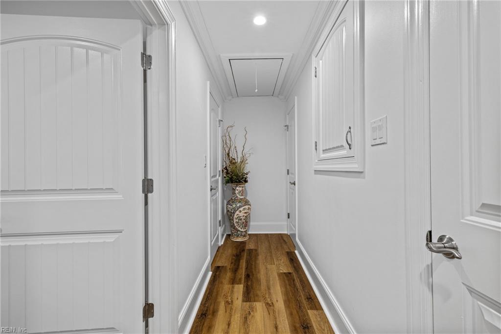 700 Oriole Dr Property Photo 32