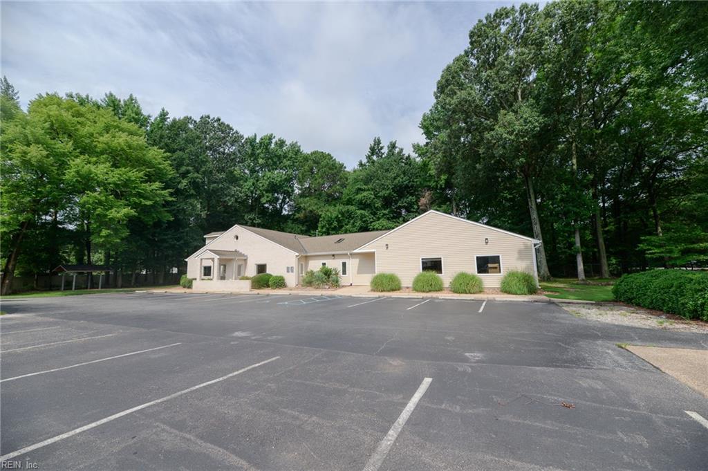 3440 Hampton Hwy Property Photo 1