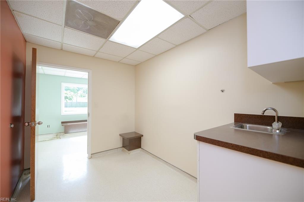 3440 Hampton Hwy Property Photo 12