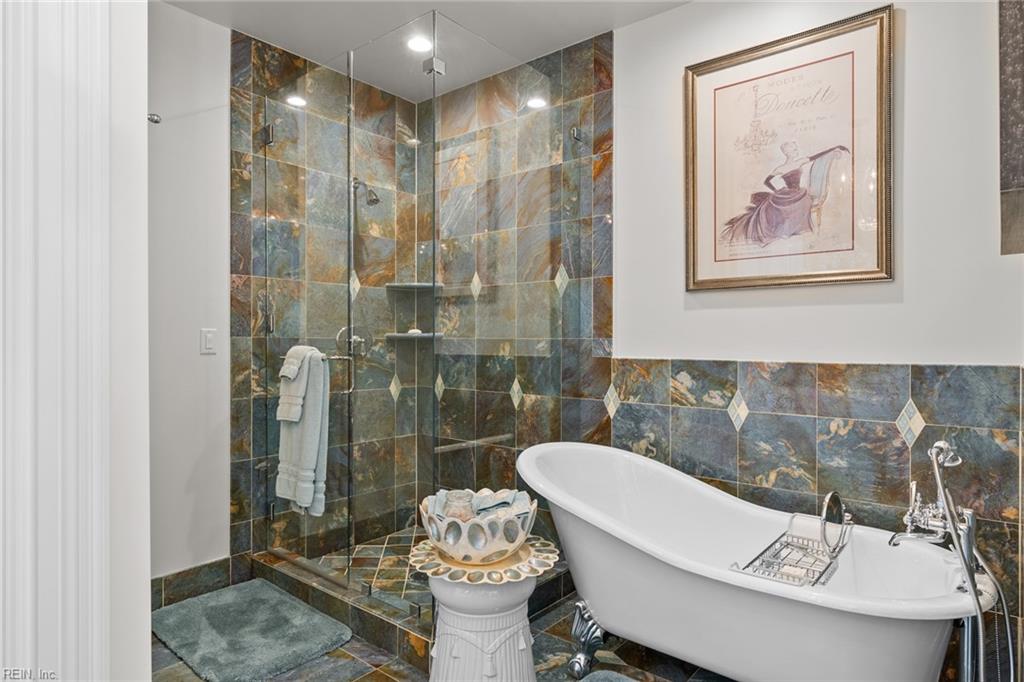 4545 Commerce St Property Photo 32