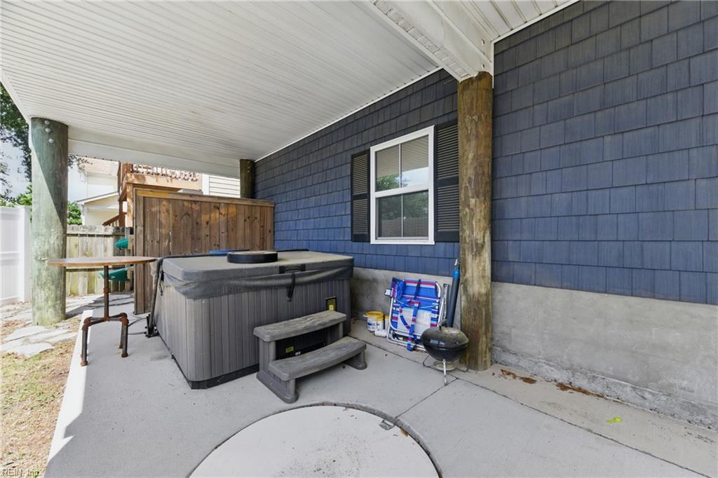 1400 W Ocean View Ave Property Photo 40
