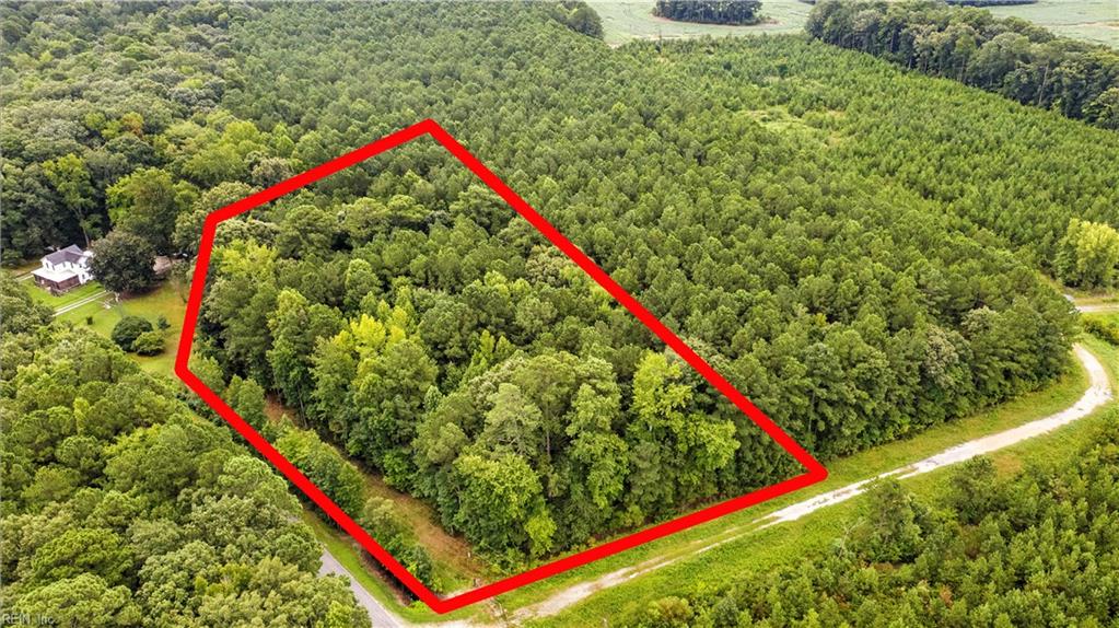 1ac Ditchley Dr Property Photo 1