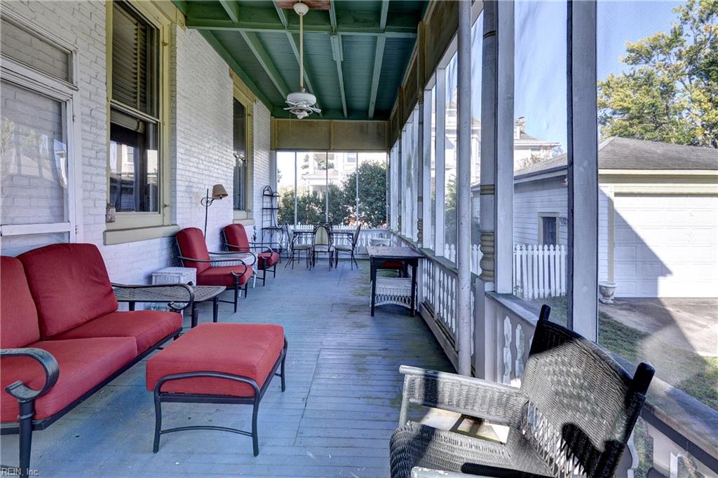 351 S Church St Property Photo 13