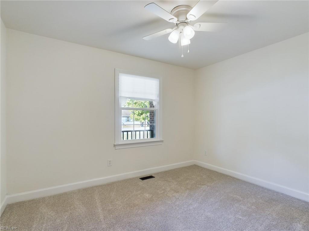 557 Waters Rd Property Photo 12