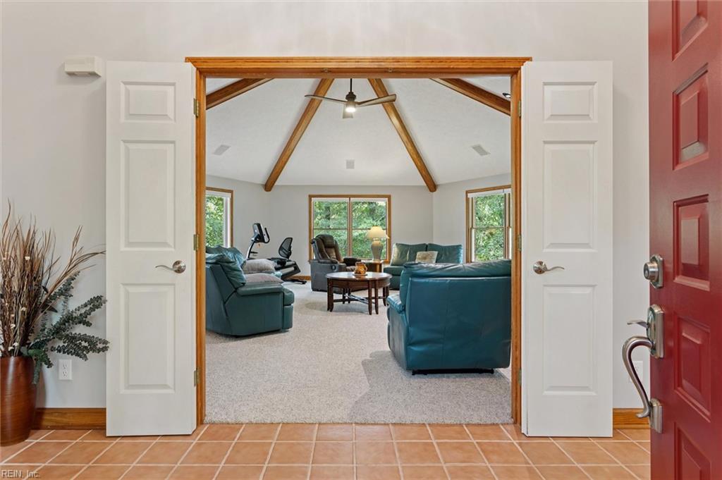 8038 Boxwood Ln Property Photo 12