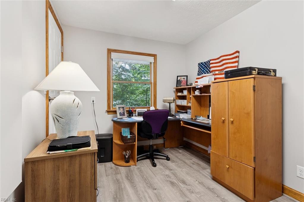 8038 Boxwood Ln Property Photo 23