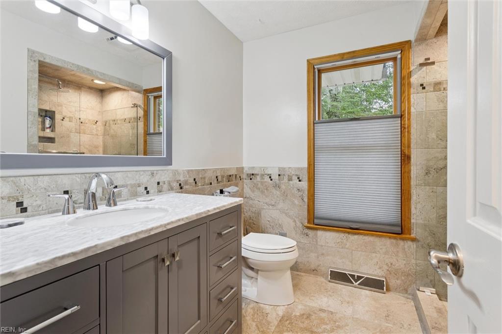 8038 Boxwood Ln Property Photo 25