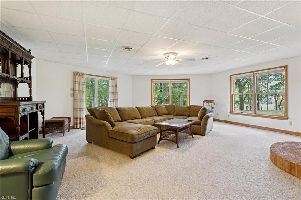 8038 Boxwood Ln Property Photo 26