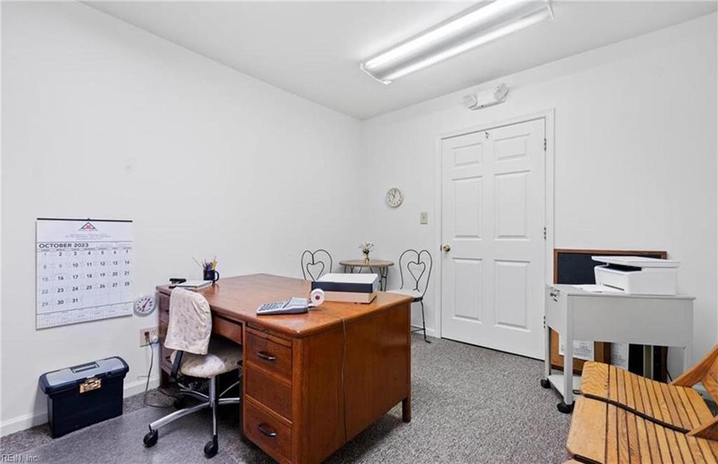 1300 Bainbridge Blvd Property Photo 13