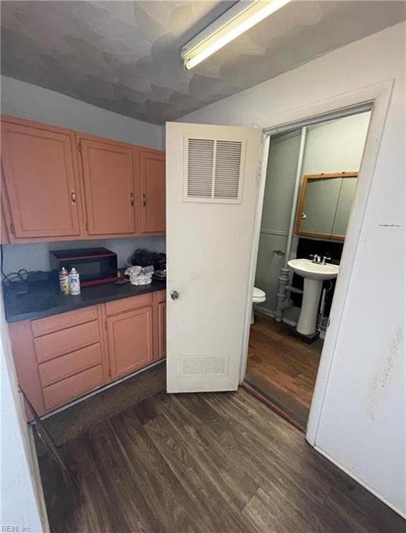 1300 Bainbridge Blvd Property Photo 20