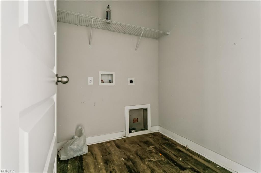 103 Daybeacon St Property Photo 8