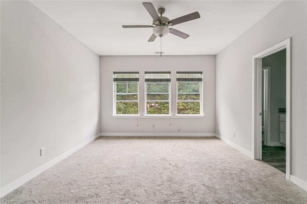 103 Daybeacon St Property Photo 12