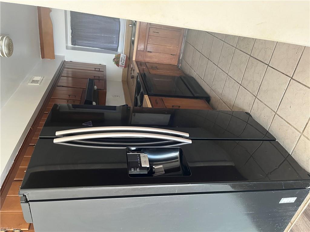 138 Eberly Ter Property Photo 4
