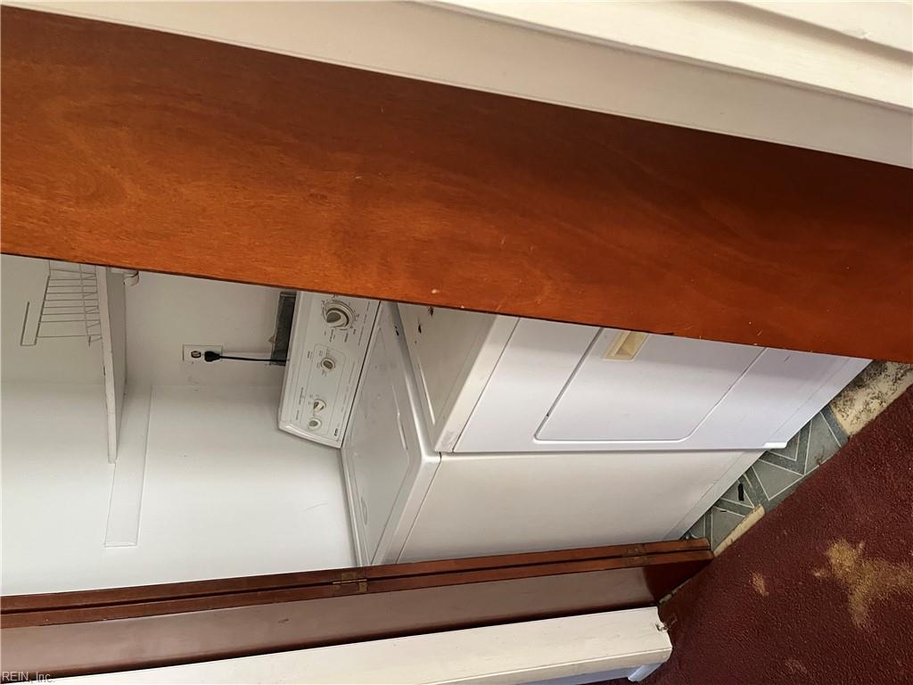 138 Eberly Ter Property Photo 7