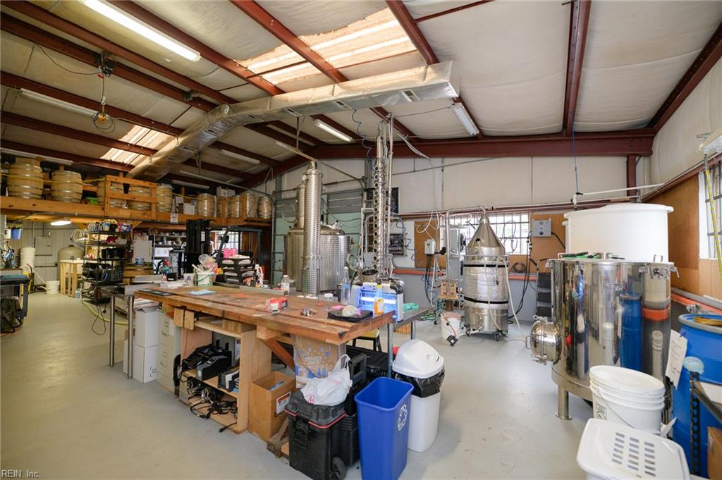 17466 Benns Church Blvd Property Photo 11