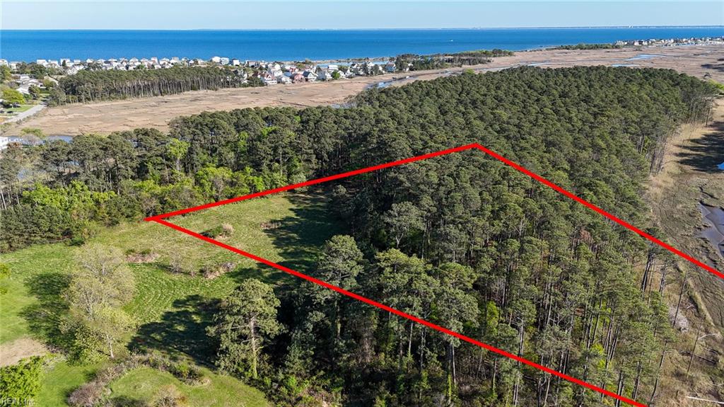 950 Beach Rd Property Photo 10