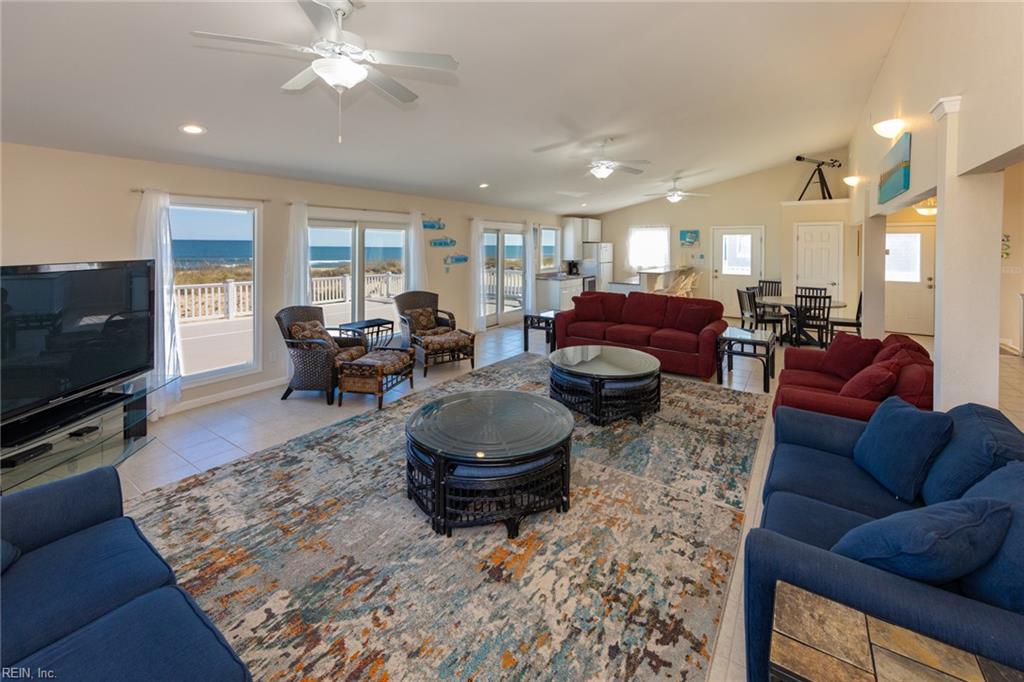 2348 Sandfiddler Rd Property Photo 7