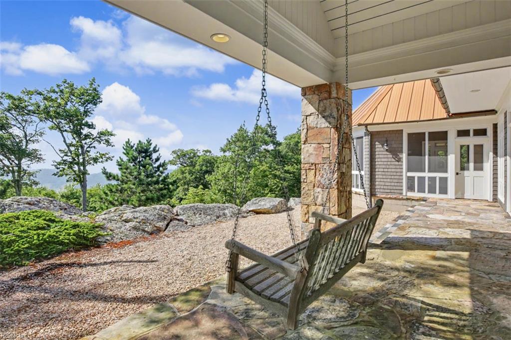 504 Airport Dr Property Photo 48