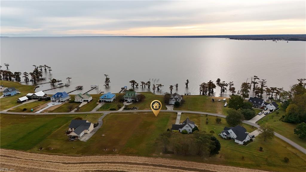 419 Batchelor Bay DR