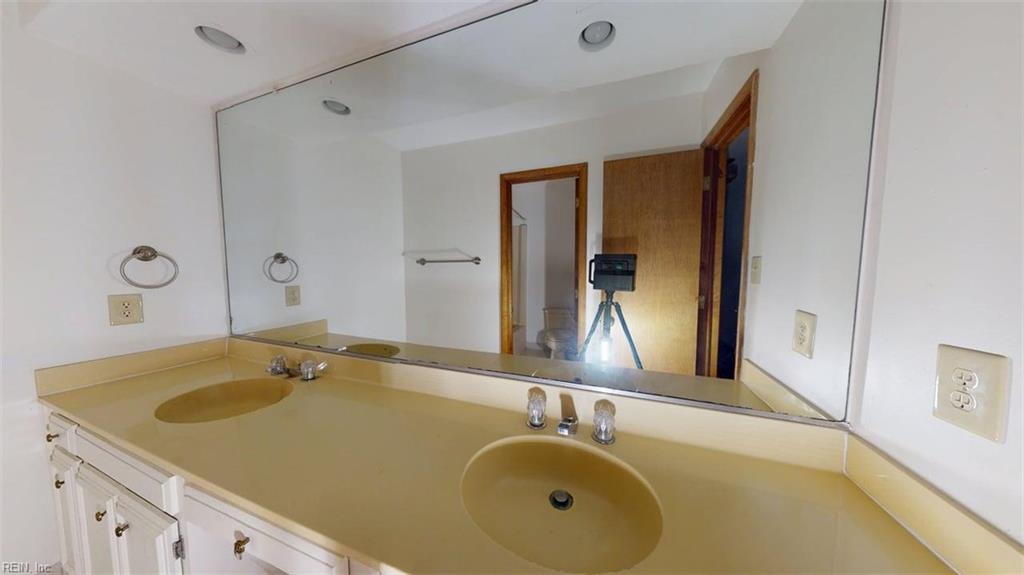 4859 Rosewell Dr Property Photo 30