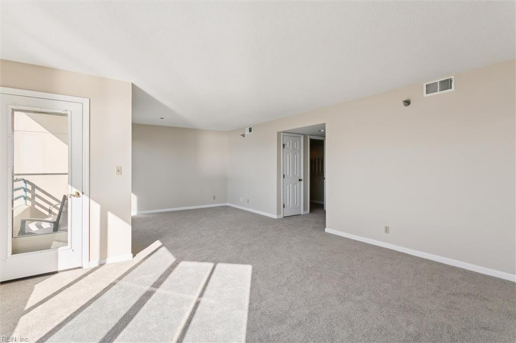 7505 River Rd Property Photo 8