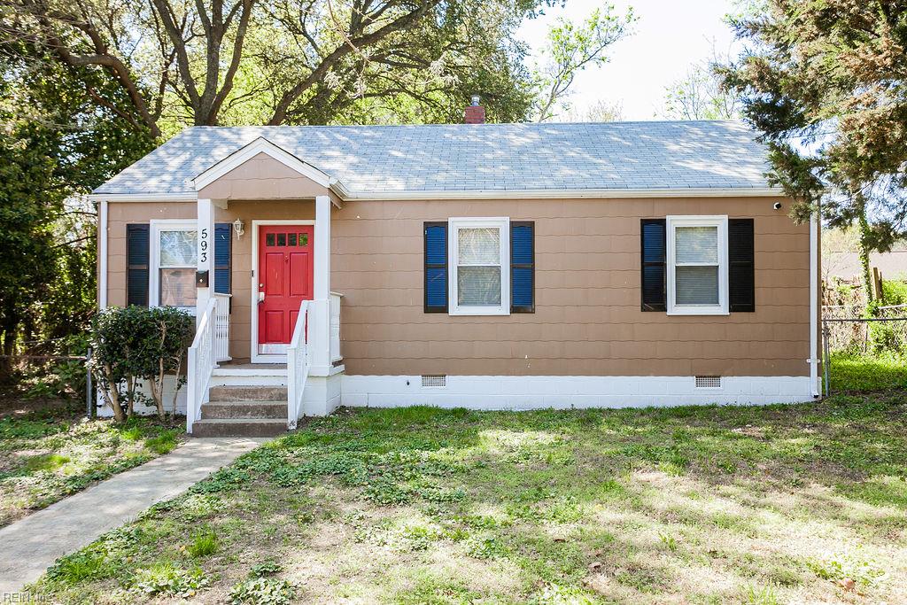 593 Thole St Property Photo 1