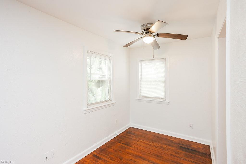 593 Thole St Property Photo 13