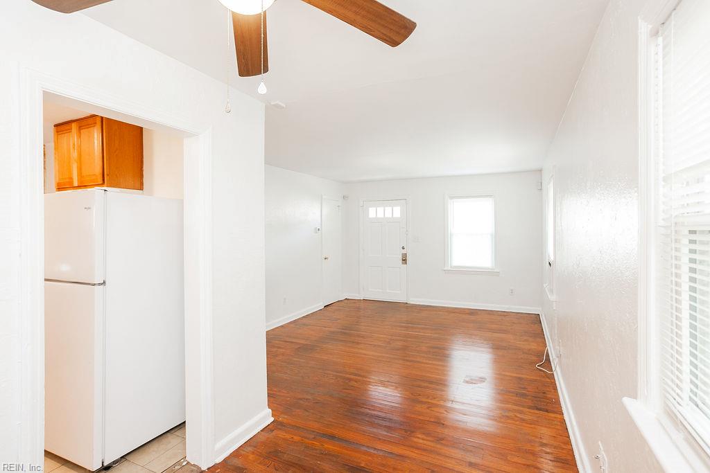 593 Thole St Property Photo 14