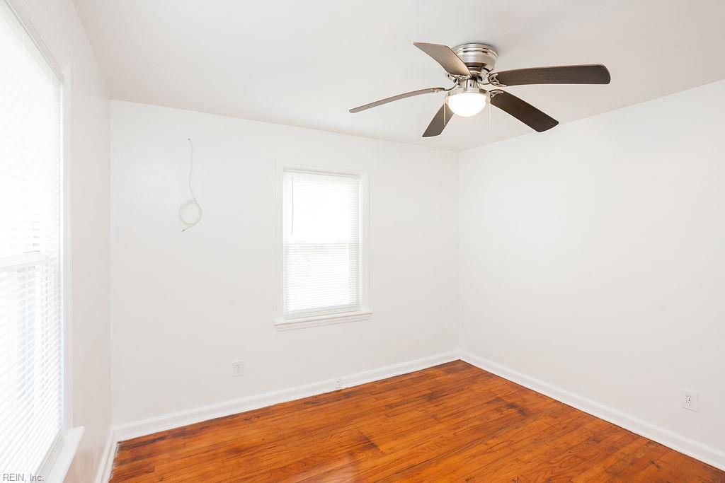 593 Thole St Property Photo 31