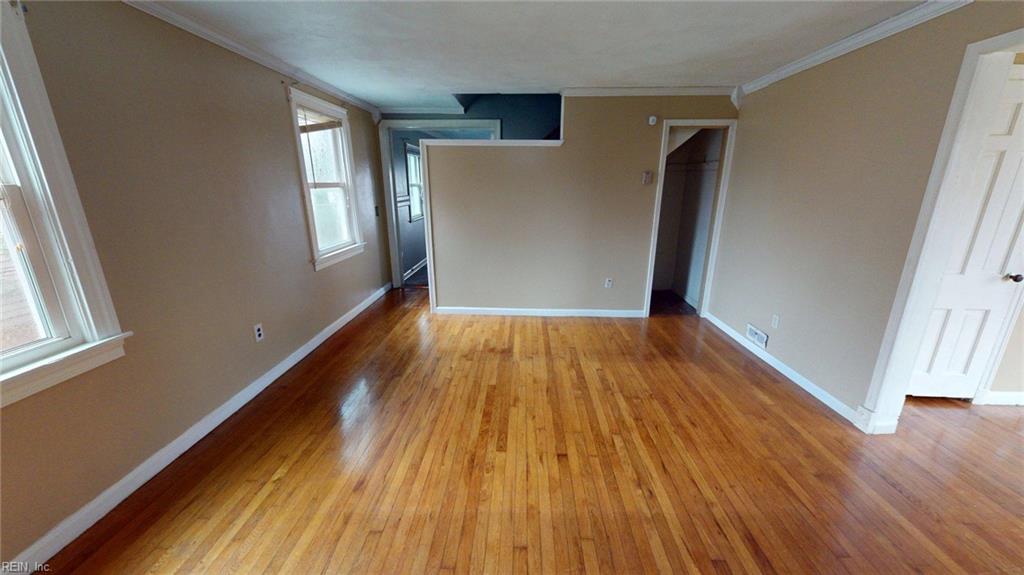 1257 17th St Property Photo 2