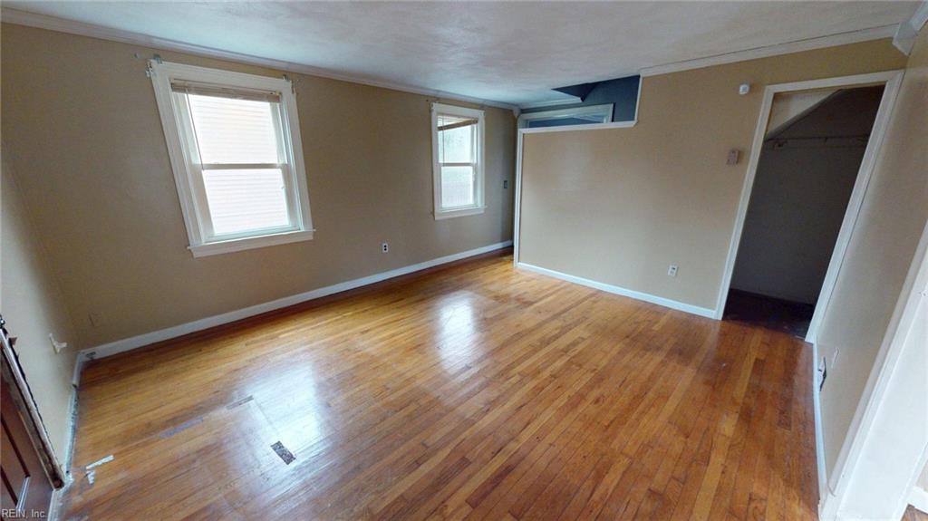 1257 17th St Property Photo 3