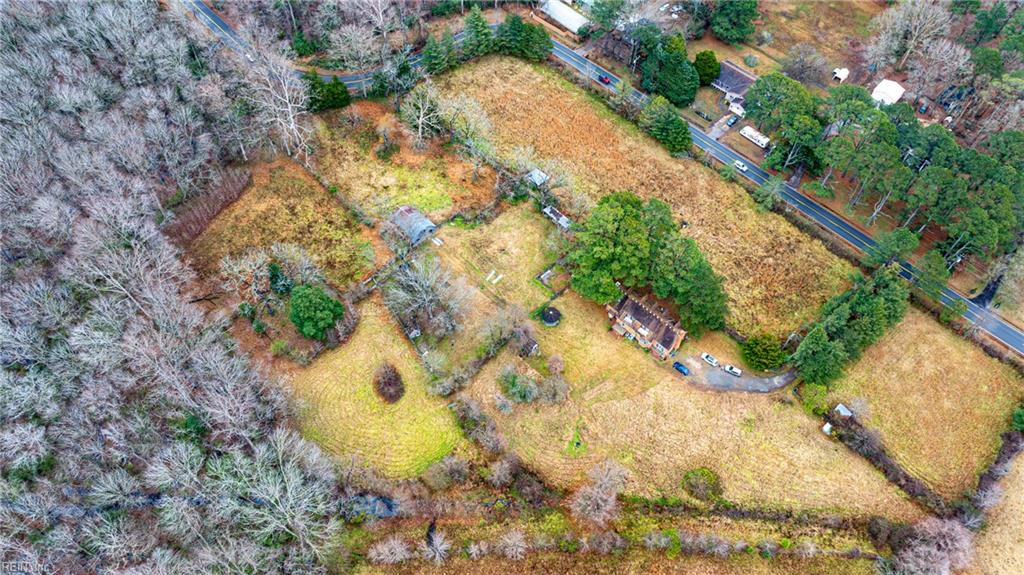 4500 Backwoods Rd Property Photo 8
